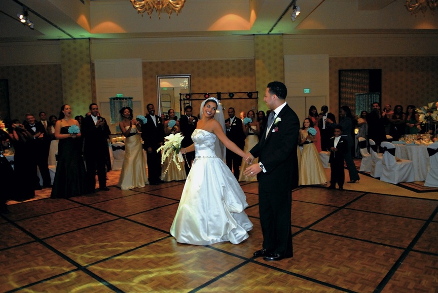 Article: Breaking Down the Best Video Package
Photography: Shawna Herring
Read More:
http://www.insideweddings.com/news/planning-design/breaking-down-the-best-video-package/1579/