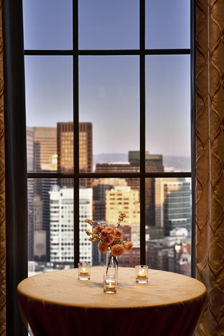 Cocktail Hour Décor
Photography: Catherine Hall Studios
Read More:
http://www.insideweddings.com/weddings/metropolitan-san-francisco-wedding-at-luxury-hotel/411/ San Francisco skyline through paned window