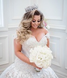 Ashley Alexiss' Beautiful Wedding Look
Photography: Brian Jarreau Photography
Read More:
http://www.insideweddings.com/weddings/alfresco-ceremony-fairy-tale-wedding-reception-with-lavish-decor/1227/ wedding portrait ashley alexiss drop waist ball gown long hair curls tiara with pretty makeup