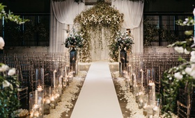 Savvy Shields Wedding Ceremony
Photography: The Hickenloopers
Read More:
http://www.insideweddings.com/weddings/former-miss-america-savvy-shields-artsy-industrial-chic-wedding/1279/ former miss america savvy shields pretty white and greenery wedding ceremony altar drapery flowers