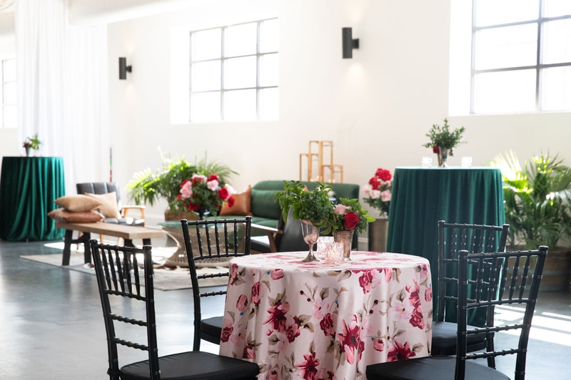 Floral Linens with Black Chiavari Chairs
Photography: Collin Pierson Photography
Read More:
http://www.insideweddings.com/weddings/equestrian-themed-bridal-shower-inspired-by-the-kentucky-derby/1326/ kentucky derby themed bridal shower, pink linen and magenta flowers, black chiavari chairs