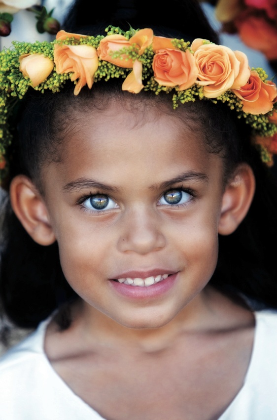 Flower Girl Head Wreath
Photography: LaCour Photography
Read More:
http://www.insideweddings.com/weddings/fall-wedding-at-the-vizcaya-museum-and-gardens-in-miami-florida/218/ Headshot of flower girl with beautiful eyes and flower crown