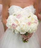 Spring Bridal Bouquet
Photography: Aaron Watson Photography
Read More:
http://www.insideweddings.com/weddings/classic-virginia-wedding-inspired-by-grace-kellys-elegance/511/ White rose and peony bouquet with pink ranunculus
