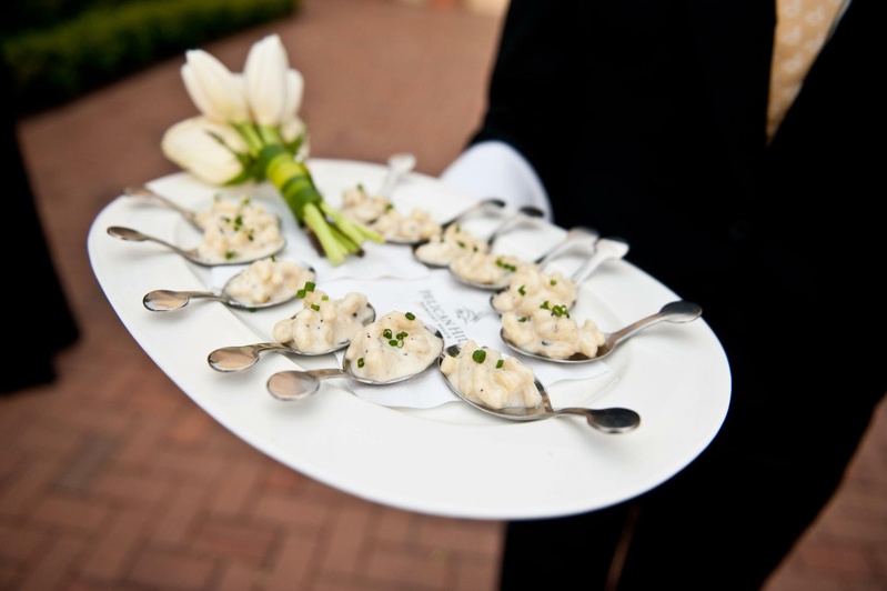 Macaroni and Cheese
Photography: Elizabeth Solano
Read More:
http://www.insideweddings.com/weddings/seaside-wedding-at-the-resort-pelican-hill-newport-beach/394/ White cheddar mac n' cheese in silver spoons