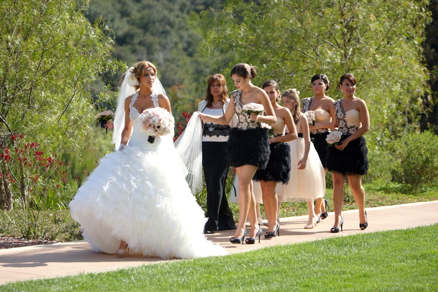 Article: The Etiquette Rules of Wedding Attire
Photography: Paul Barnett Photographer
Read More:
http://www.insideweddings.com/news/expert-advice/the-etiquette-rules-of-wedding-attire/1490/