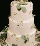 Vegan Wedding Cake with Fresh Blooms
Photography: Wild Whim Design + Photography
Read More:
http://www.insideweddings.com/weddings/outdoor-bohemian-fall-wedding-at-a-magical-venue-in-los-angeles/1238/ three layer wedding cake vegan with fresh greenery and flowers white with yellow centers