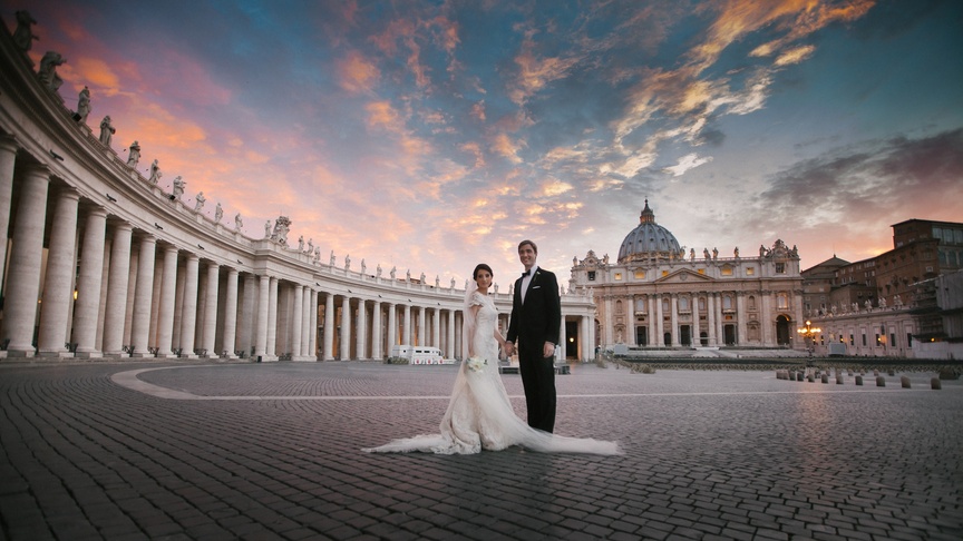 Article: Tips on Taking an Italian Honeymoon
Photography: Amy %26 Stuart Photography
Read More:
http://www.insideweddings.com/news/travel-honeymoon/tips-on-taking-an-italian-honeymoon/1185/