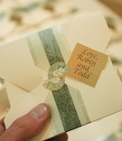 Packaged Wedding Favors
Photography: Robert Evans Studios
Read More:
http://www.insideweddings.com/weddings/elegant-fall-wedding-in-beverly-hills-california/23/ Chinese take-out box wedding favor packaging