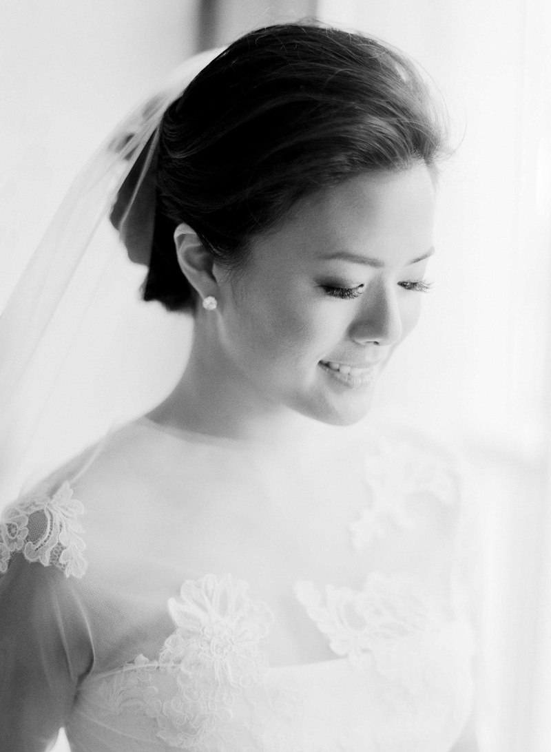 Bride with Sophisticated Updo %26 Veil
Photography: Jose Villa Photography
Read More:
http://www.insideweddings.com/weddings/glamorous-sophisticated-garden-themed-ballroom-wedding-in-chicago/905/ Black and white photo of bride with stud earrings, veil on updo, and lace Vera Wang wedding dress