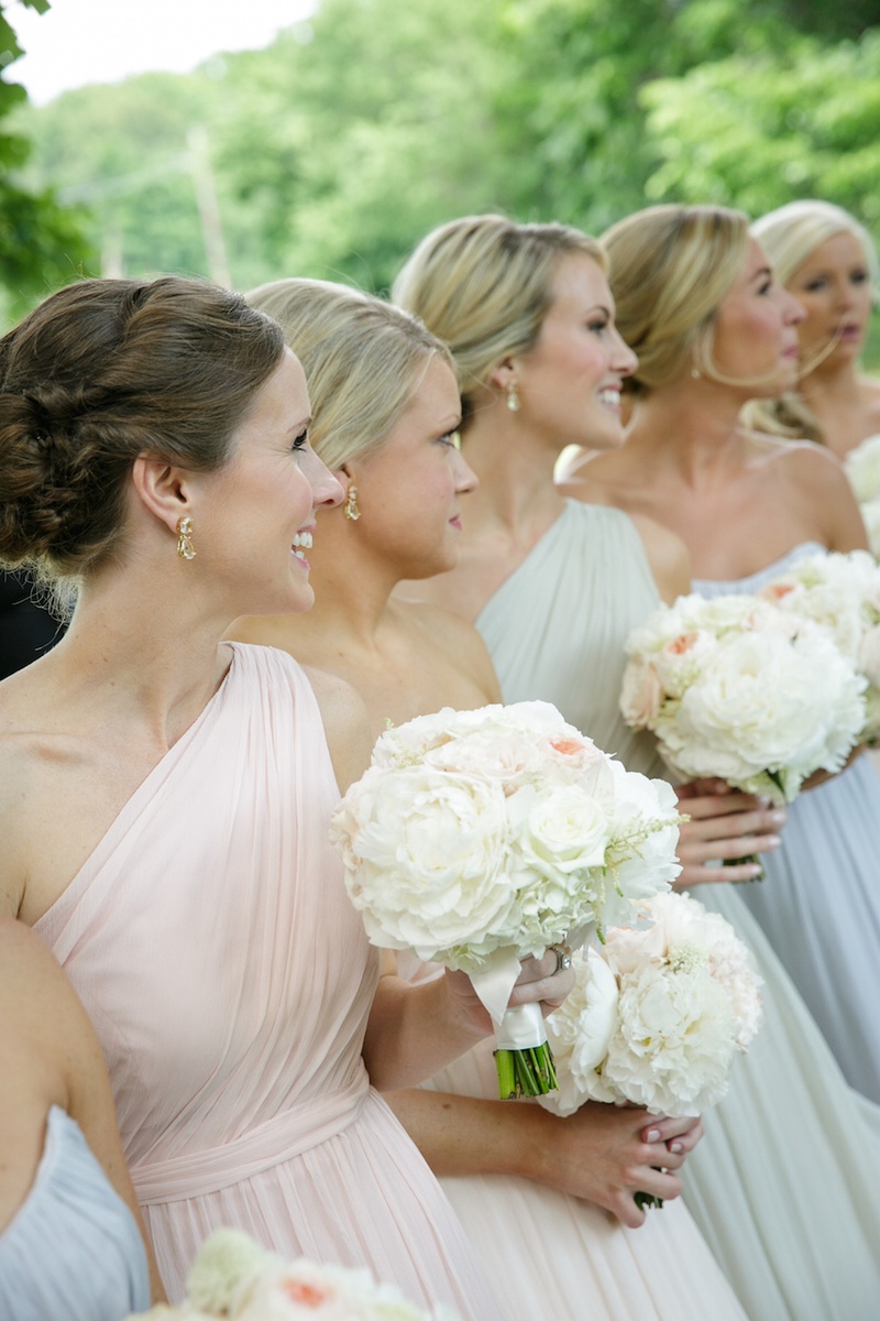 One-Shoulder Pastel Bridesmaid Dresses
Photography: Karlisch Studio
Read More:
http://www.insideweddings.com/weddings/southern-chic-wedding-in-oklahoma-with-performance-by-boyz-ii-men/697/ Bridesmaids in strapless and one-shoulder gowns in pastel shades