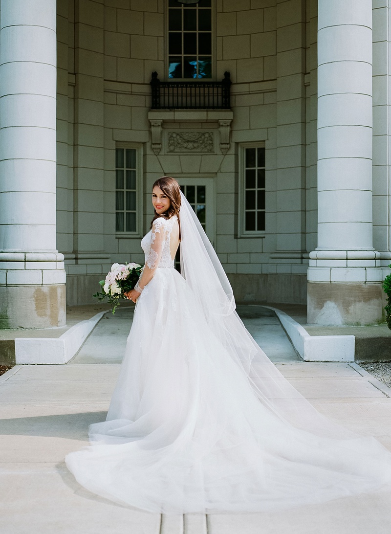Wedding Dresses Photos Elegant Bridal Veil Gown Inside Weddings