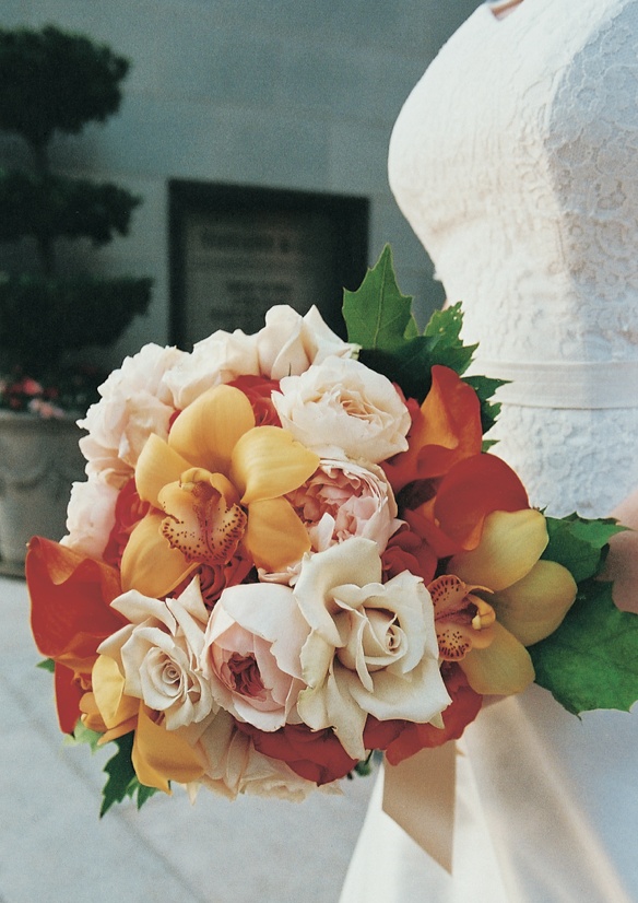 Autumn-Inspired Bridal Bouquet
Photography: Stephanie Ellis Photography
Read More:
http://www.insideweddings.com/weddings/fall-inspired-wedding-in-beverly-hills-california/41/ Red and orange floral bouquet