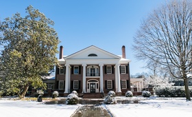 Parents of the Groom's Home
Photography: Vue Photography
Read More:
http://www.insideweddings.com/weddings/snowy-winter-wedding-at-the-grooms-family-home-in-south-carolina/969/ southern plantation home wedding, backyard southern wedding in winter