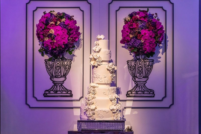Lace Wedding Cake with Sugar Flowers
Photography: Brian Leahy Photography
Read More:
http://www.insideweddings.com/weddings/a-hawaiian-couples-luxurious-destination-wedding-in-las-vegas/1226/ six-tier wedding cake with sugar flowers and lace patterned like the bridal gown