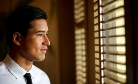 Mario Lopez on Wedding Day
Photography: Kevin Weinstein Photography
Read More:
http://www.insideweddings.com/weddings/courtney-mazza-and-mario-lopez/440/ Saved by The Bell and Extra actor looking out window