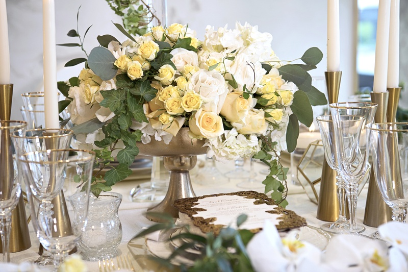 Reception Decor Photos Yellow And White Flower Arrangement