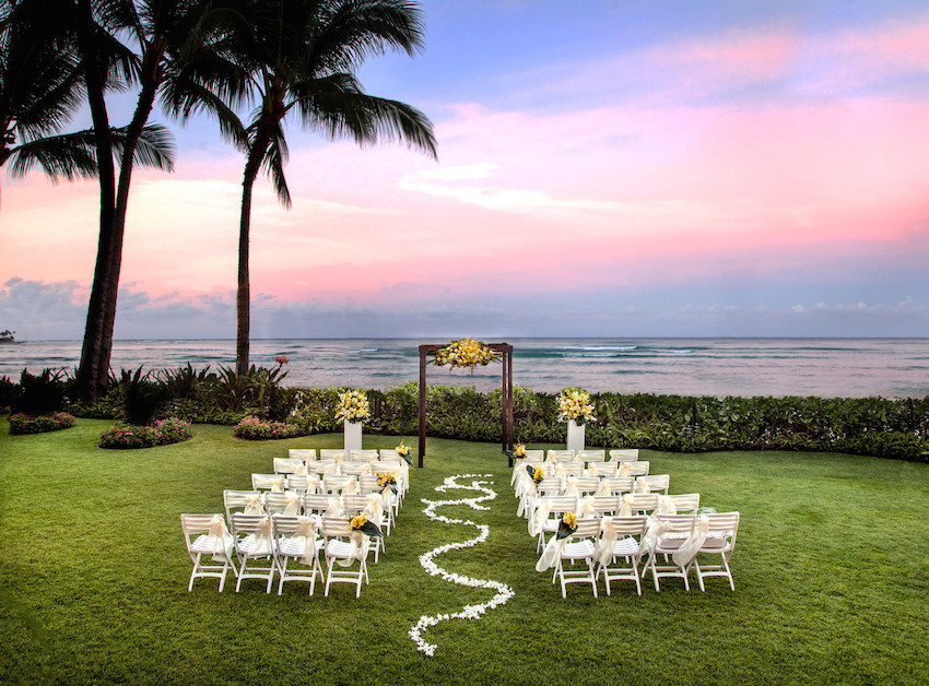 Wedding Venues Honeymoon Destinations In Hawaii Inside Weddings