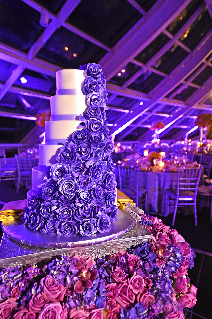 Wedding Cake Displays: Stunning Floral-Embellished Cake Tables - Inside Weddings