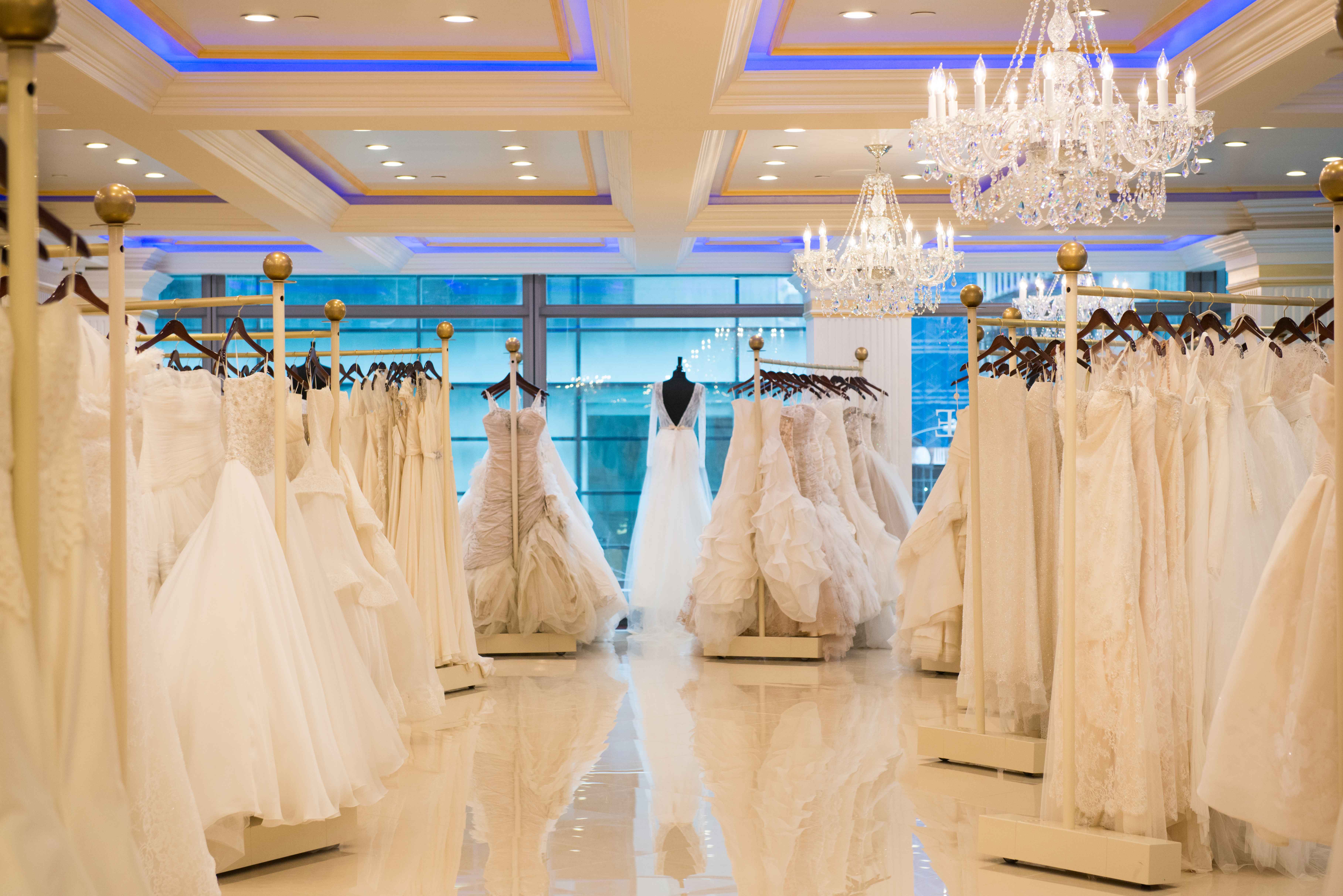 shops that buy wedding dresses