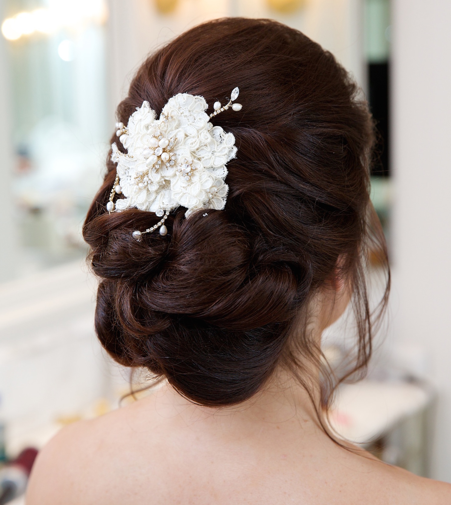 Gorgeous Hair Accessories For Brides On Their Wedding Day Inside