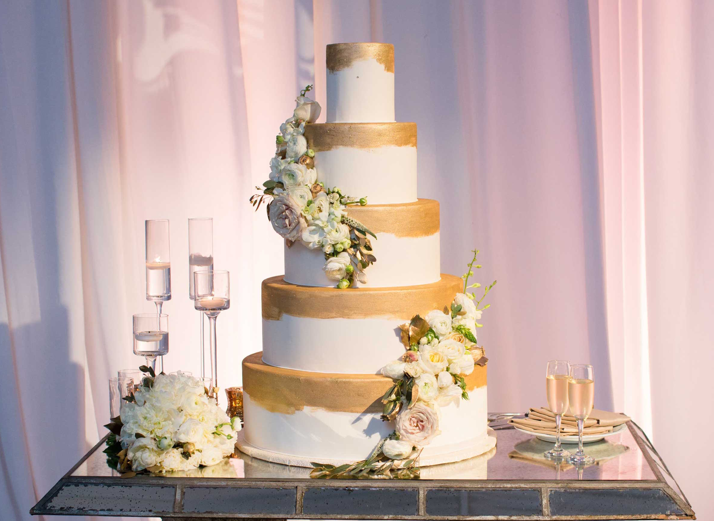  Wedding  Cake  Ideas Nontraditional Wedding  Cake  