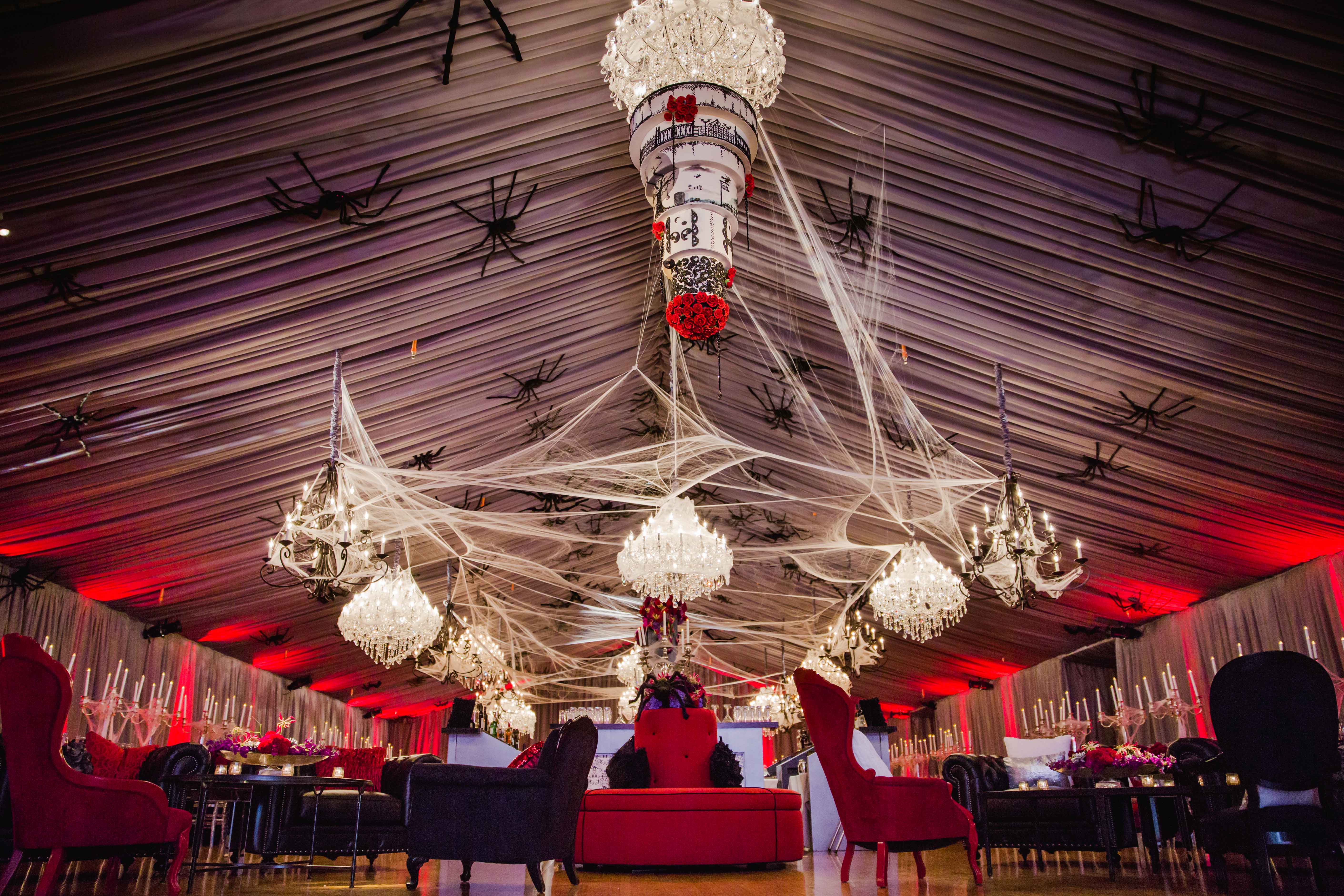 A Chic And Sophisticated Halloween Themed Wedding Inside Weddings