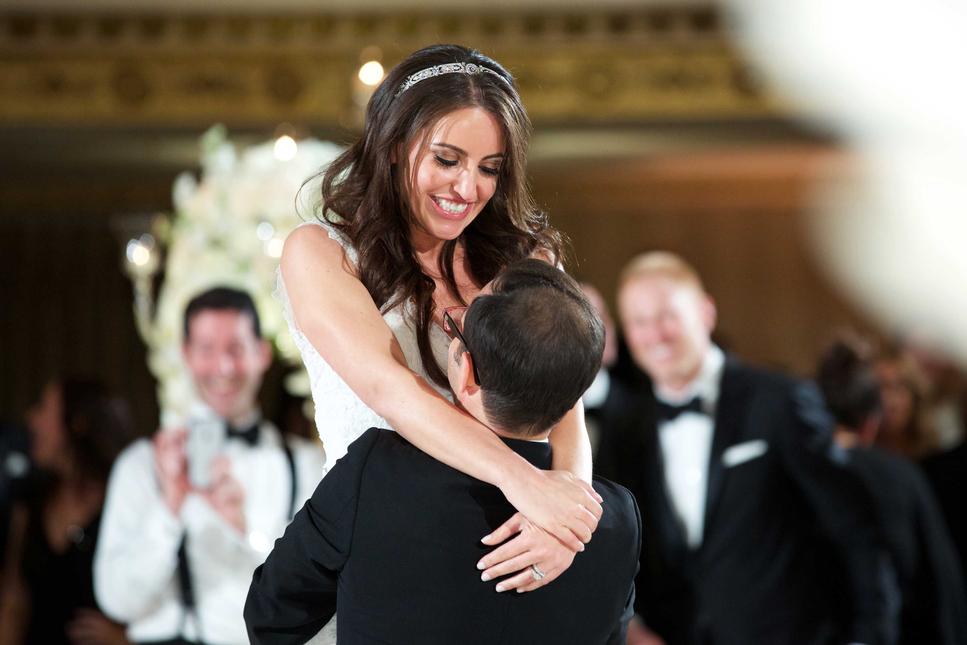 8 Grooms Who Lifted Their Brides In The Air For Their Wedding