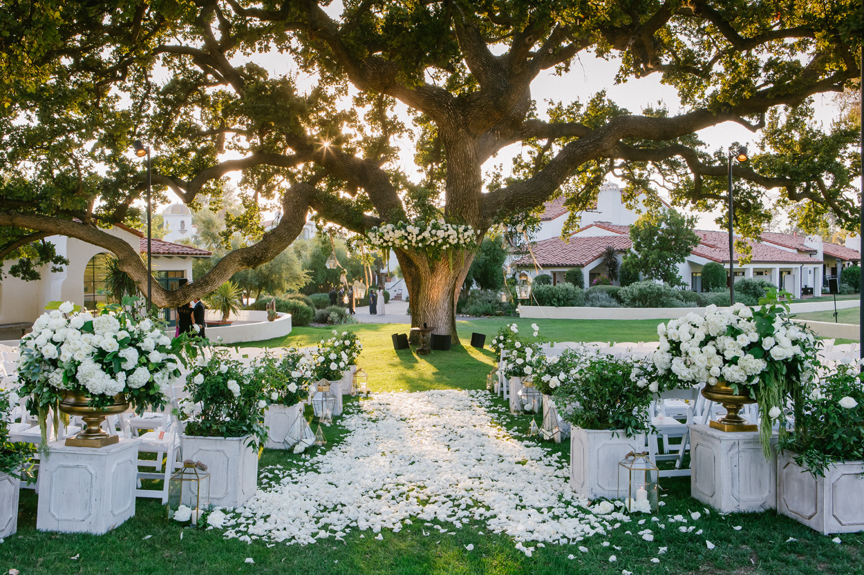 Wedding Ideas: 10 Ways to Decorate Your Ceremony Aisle ...