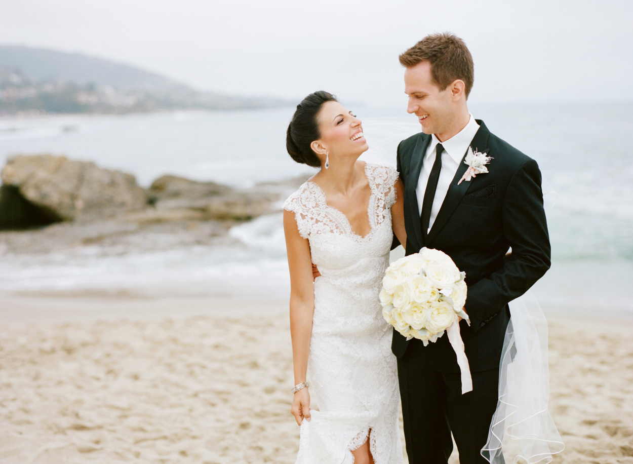 Wedding Dress Advice What To Keep In Mind For Beach Weddings